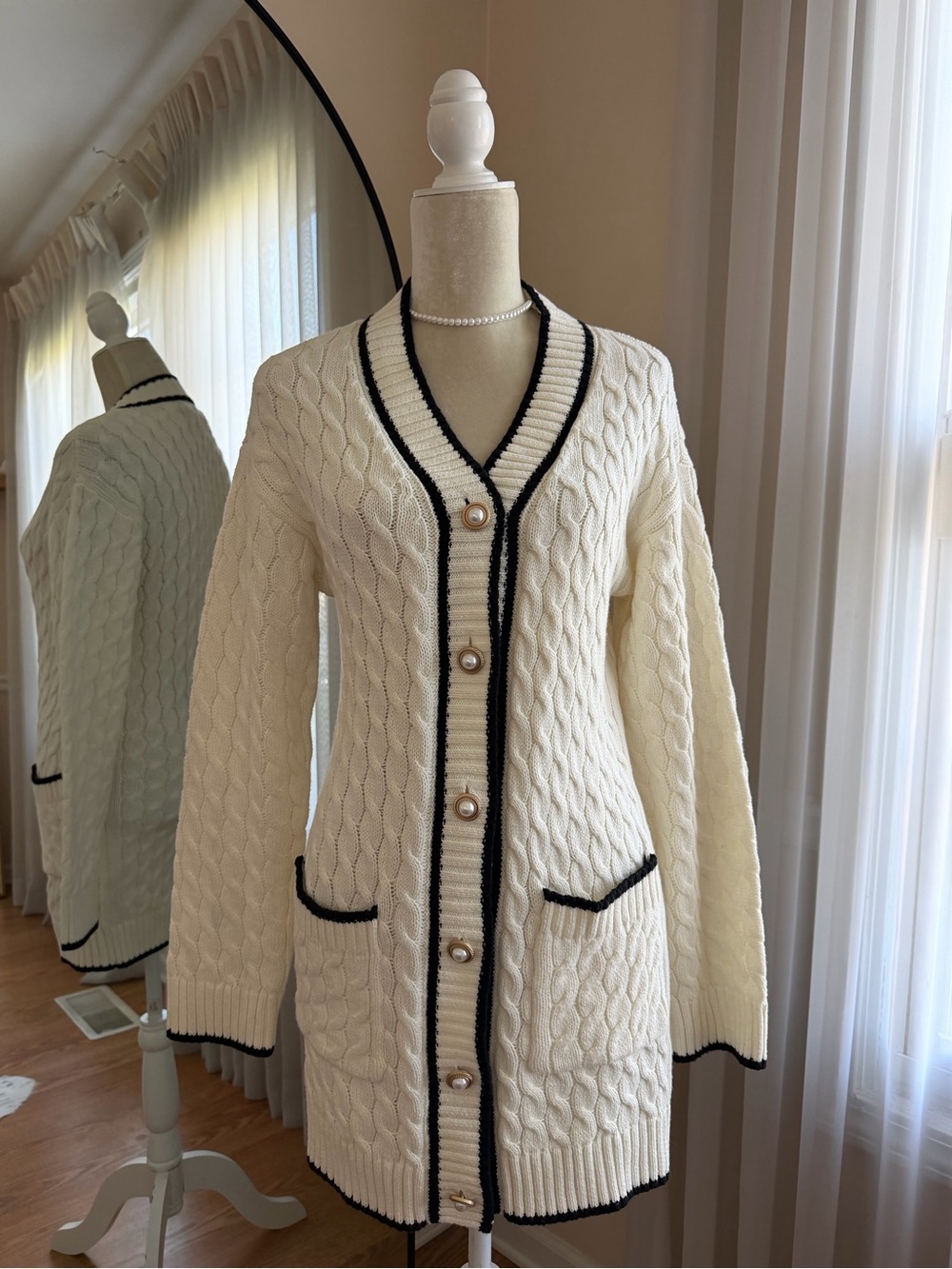 Assignment Revolve Cream Cable-Knit Button Cardigan with Black Trim Size XS